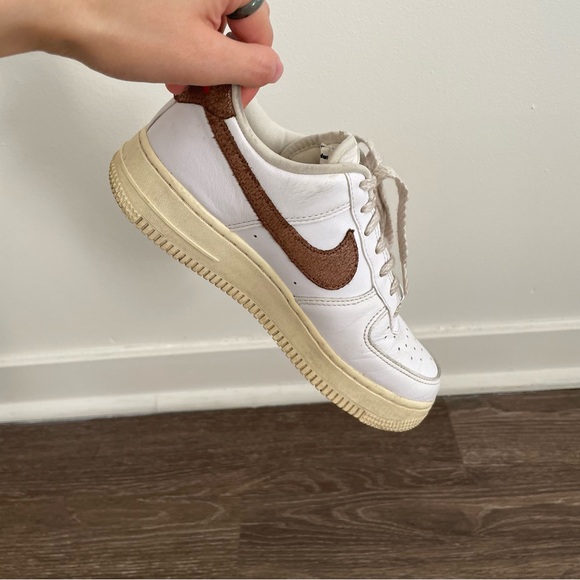 nike af1 ‘07 LX in coconut - Picture 6 of 10